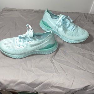 Wmns Epic React Flyknit 2 'Teal Tint' size 7